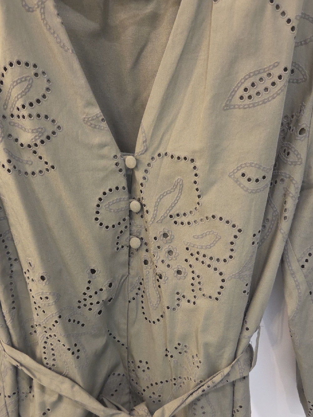 Zara Eyelet Dress - Picture 3 of 3